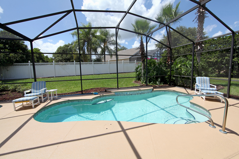 How Much Does It Cost To Paint A Pool Cage: The Complete Estimate